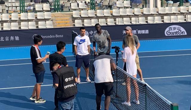 将成为她接 将成为她接