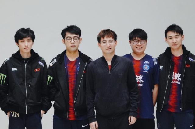 前腰位置 前腰位置