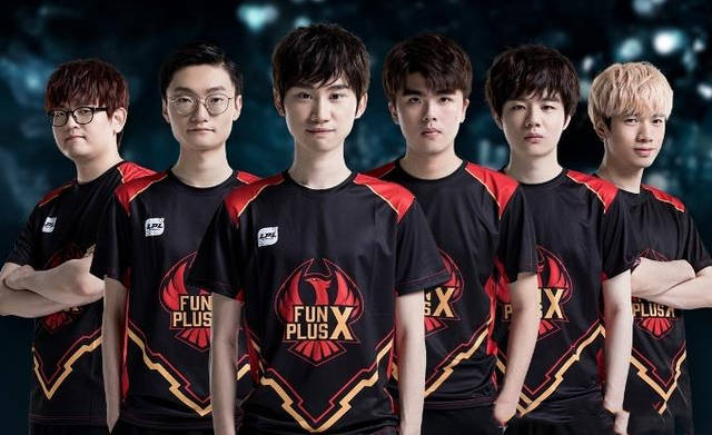 包括亚历山 包括亚历山